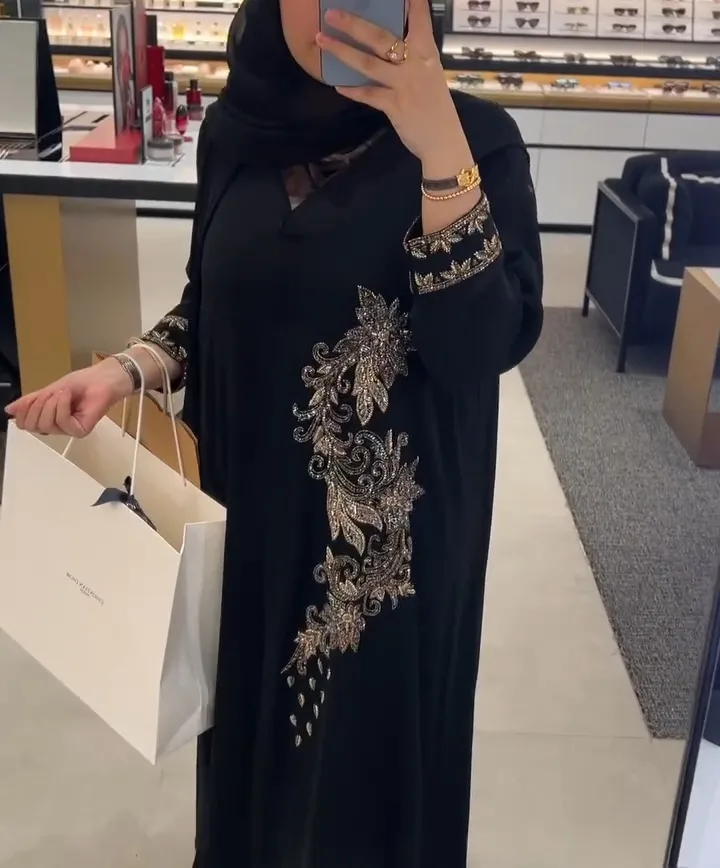 Intricate Autumn Handwork Abaya — 3