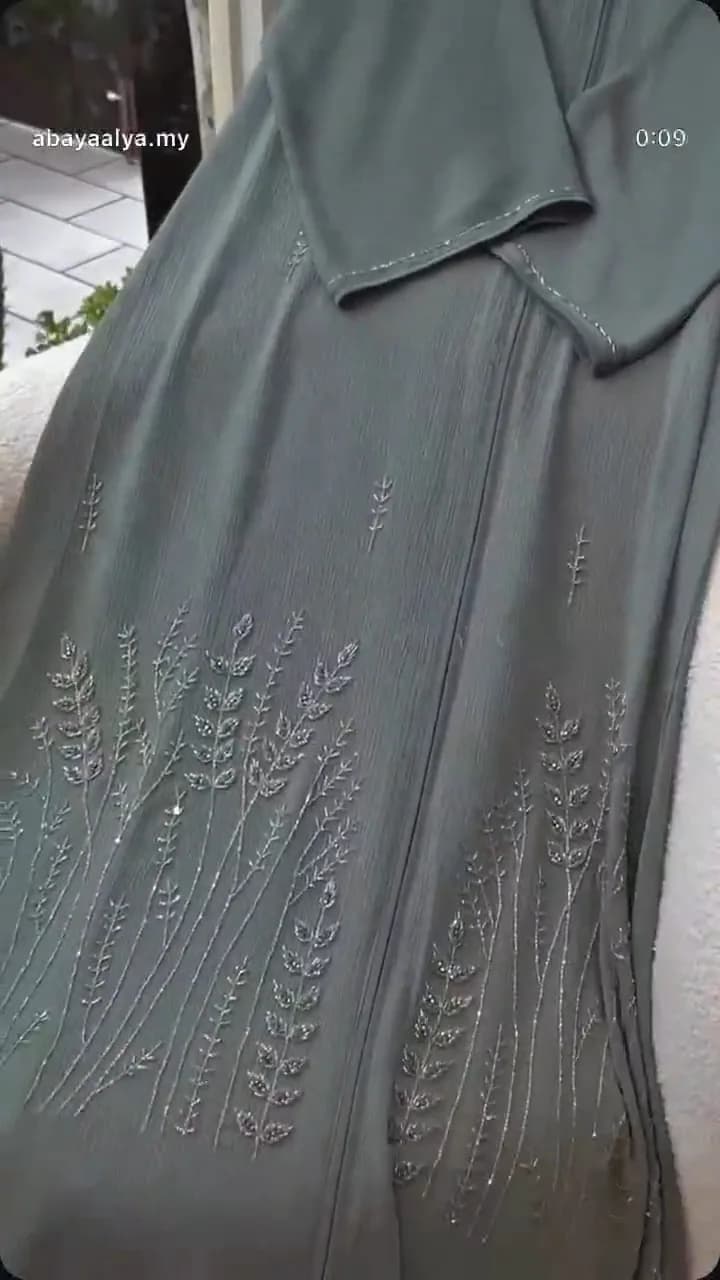 Imported zoom handwork abaya — 4