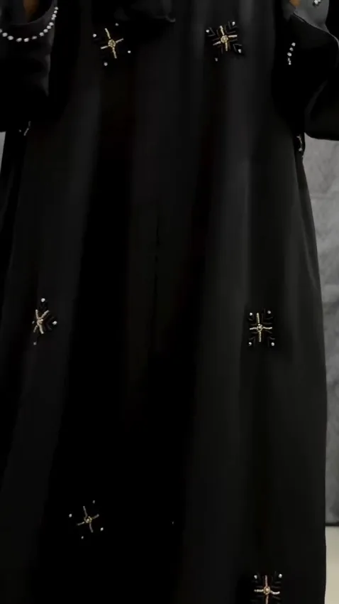 Silver handworked abaya — 2